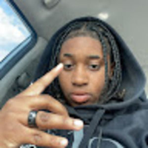 Meet your Posher, Maya